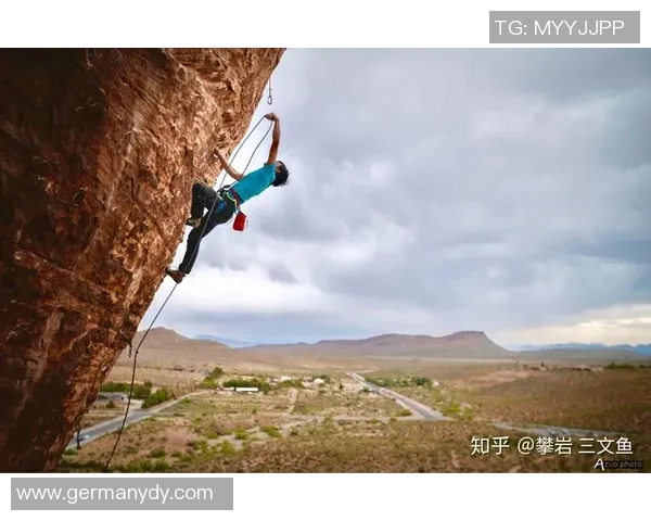 南京攀岩队突破传统包夹技术实现攀登新高度的创新探索